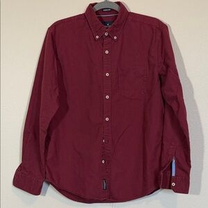 American Eagle Outfitters Men's Burgundy Button-Down Shirt